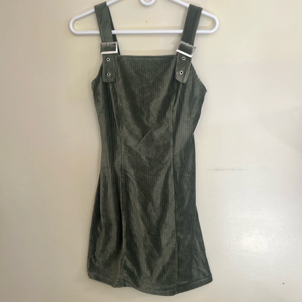 Green dress